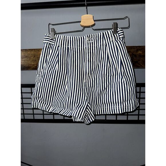 BDG Pants - BDG Urban Outfitters Women's Stripped Shorts | Size W29
